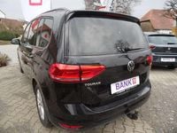 Gebraucht VW Touran Comfortline 150 PS (110 kW) 2021 Deep black perleffekt Van / Kleinbus