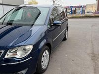 Gebraucht VW Touran 105 PS (77 kW) 2009 Blau Van / Kleinbus