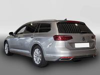 Usata VW Passat Elegance 150 CV (110 kW) 2024 Argento Station wagon