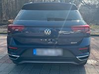 Gebraucht VW T-Roc 150 PS (110 kW) 2019 Blau SUV