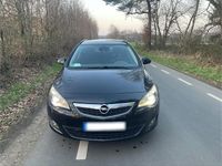 Gebraucht Opel Astra 140 PS (102 kW) 2012 Schwarz Kombi