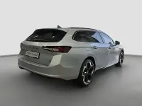 Neu Skoda Superb 204 PS (150 kW) 2026 Aluminiumsilber Limousine