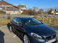 Gebraucht Volvo V40 You! 114 PS (83 kW) 2014 Blau Limousine