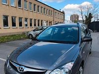 Gebraucht Hyundai i30 110 PS (80 kW) 2012 Grau Kombi