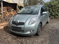 Gebraucht Toyota Yaris 101 PS (74 kW) 2006 Grau Kleinwagen