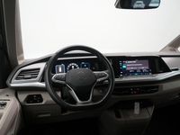 Gebraucht VW Multivan Life 150 PS (110 kW) 2025 Starlightblue Van