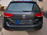 Gebraucht VW Passat 150 PS (110 kW) 2018 Grau Kombi