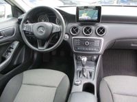 gebraucht Mercedes GLA180 NAVI PDC ALU SITZHE TEMPO 8-FACH-BEREIFT