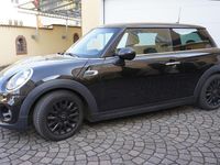 Second-hand Mini Cooper D 116 CP (85 kW) 2014 Negru Hatchback