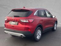 Gebraucht Ford Kuga Titanium 120 PS (88 kW) 2023 Lucid red met SUV