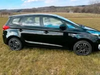 Gebraucht Kia Carens 136 PS (100 kW) 2015 Schwarz Van / Kleinbus
