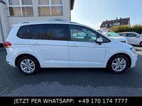 Gebraucht VW Touran Comfortline 150 PS (110 kW) 2020 Weiß Van / Kleinbus