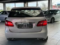 Gebraucht Mercedes B180 Edition 122 PS (89 kW) 2017 Silber Van / Kleinbus