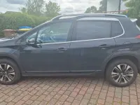 Gebraucht Peugeot 2008 Allure 120 PS (88 kW) 2018 Schwarz SUV