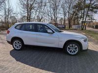 Gebraucht BMW X1 150 PS (110 kW) 2011 Weiß SUV