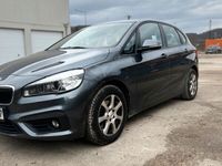 gebraucht BMW 220 Active Tourer 220i Active Tourer i , abnehmbare AHK, NAVI, Automatik