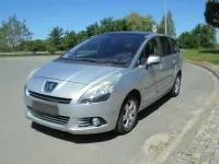 Gebraucht Peugeot 5008 110 PS (80 kW) 2010 Silber Van / Kleinbus
