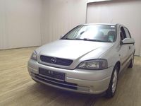 Gebraucht Opel Astra Selection 84 PS (61 kW) 2001 Starsilver metallic Limousine