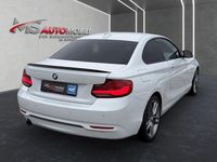 Gebraucht BMW 218 Sport Line 150 PS (110 kW) 2017 Weiß Coupé