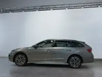 Gebraucht Skoda Octavia Tour 150 PS (110 kW) 2025 Graphitegrau Kombi