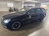 Gebraucht Mercedes E250 Avantgarde 204 PS (150 kW) 2012 Schwarz Kombi