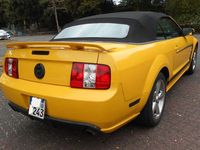 Gebraucht Ford Mustang GT 305 PS (224 kW) 2006 Gelb Cabrio