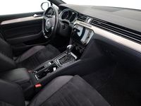 Gebraucht VW Passat R-line 239 PS (175 kW) 2018 Weiß Kombi