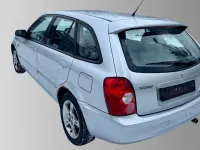 Gebraucht Mazda 323 98 PS (72 kW) 2002 Silber Limousine
