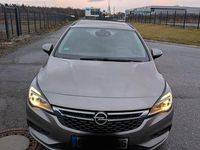 Gebraucht Opel Astra Edition 125 PS (91 kW) 2017 Grau Kombi