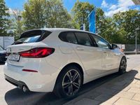 gebraucht BMW 118 d Sport Line/AHK/DAB/LED/8-fach