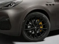 Neu Maserati Grecale 330 PS (242 kW) 2026 Grau SUV