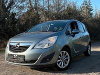 Gebraucht Opel Meriva Active 120 PS (88 kW) 2013 Silber Van / Kleinbus