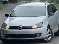 Gebraucht VW Golf VII Match 105 PS (77 kW) 2013 Reflexsilber metallic Kombi
