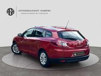 Gebraucht Renault Mégane III Dynamique 116 PS (85 kW) 2012 Rot Limousine