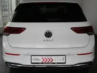 Gebraucht VW Golf VIII Move 150 PS (110 kW) 2024 Weiss Limousine