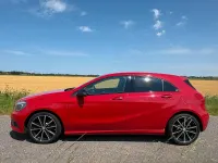 Gebraucht Mercedes A180 122 PS (89 kW) 2014 Rot Kleinwagen