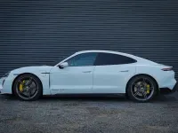 Gebraucht Porsche Taycan Turbo 459 kW (625 PS) 2020 Weiß Limousine
