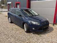 Gebraucht Ford Focus Titanium 140 PS (102 kW) 2011 Blau Limousine
