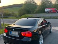 Second-hand BMW 325 Performance 204 CP (150 kW) 2010 Negru Berlinǎ