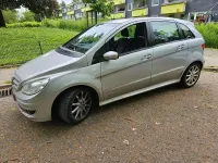Gebraucht Mercedes B180 105 PS (77 kW) 2005 Grau Van / Kleinbus