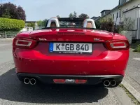 Gebraucht Fiat 124 Spider Lusso 140 PS (102 kW) 2016 Rot Cabrio
