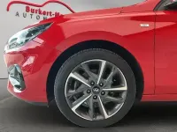 Gebraucht Hyundai i30 Trend 120 PS (88 kW) 2024 Rot Kombi