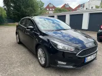 Używany Ford Focus Titanium 125 KM (91 kW) 2018 Czarny Sedan/Limuzyna