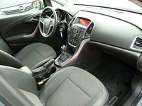 Gebraucht Opel Astra Excellence 140 PS (102 kW) 2013 Silber metallic Limousine