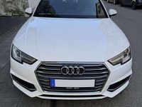 Gebraucht Audi A4 S-Line 150 PS (110 kW) 2019 Weiß Kombi