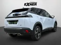 Gebraucht Peugeot 2008 GT 131 PS (96 kW) 2023 Weiß / dach schwarz SUV
