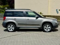 Używany Skoda Yeti 105 KM (77 kW) 2012 Szary SUV