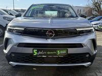 Gebraucht Opel Mokka Elegance 131 PS (96 kW) 2022 Kontrast grau/quarz silber SUV
