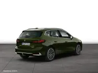 Gebraucht BMW 223 Active Tourer 204 PS (150 kW) 2026 Grün Van / Kleinbus