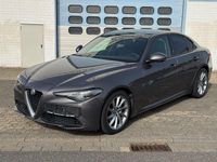 Gebraucht Alfa Romeo Giulia Super 179 PS (131 kW) 2017 Grau Limousine